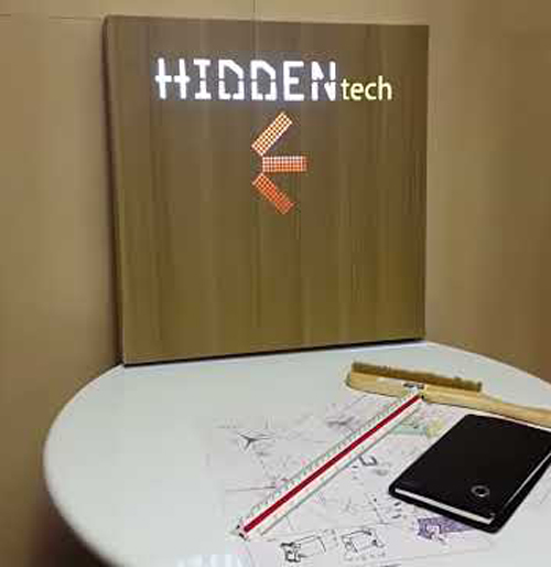 隱藏式木紋顯示屏3 隱藏式木紋顯示屏激光打孔技術(shù)-實(shí)現(xiàn)無痕透氣與美學(xué)融合(圖3)